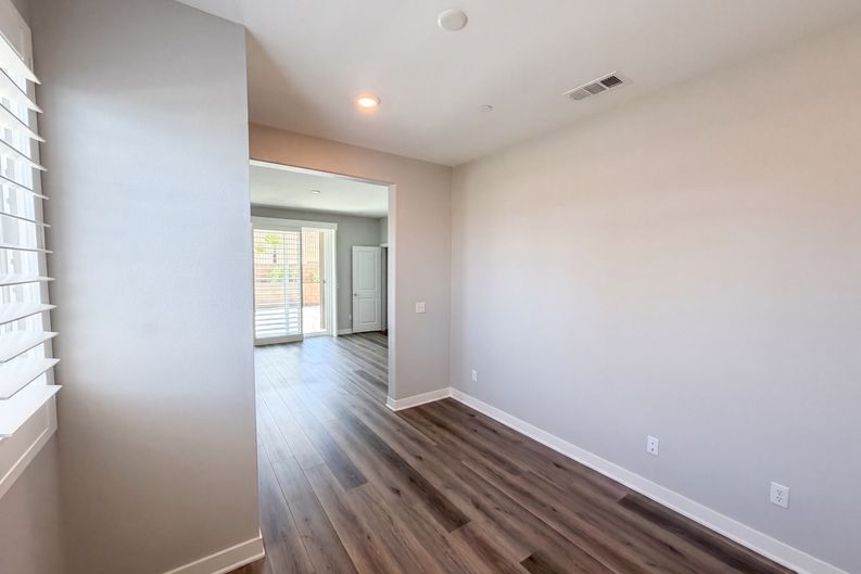 Photo 14 of 53 of 26315 Silver Birch, Menifee, CA