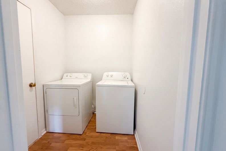 Photo 13 of 16 of 1803 Frontier Trl, Round Rock, TX