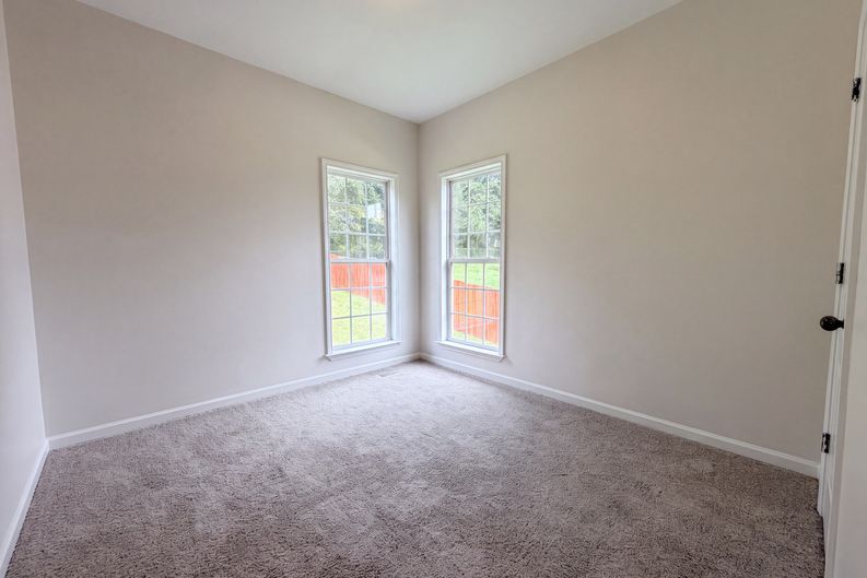 Photo 12 of 21 of 655 S Hillcrest Rd, Odenville, AL