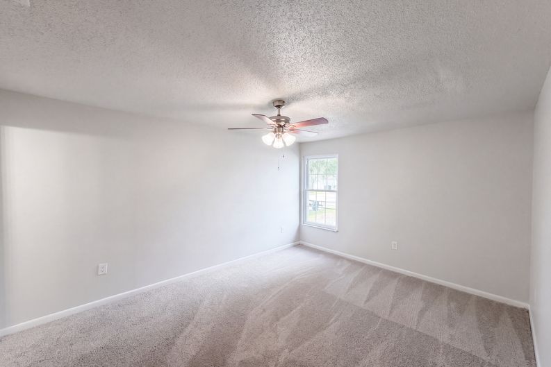 Photo 4 of 20 of 4610 Devon Ave, Lakeland, FL