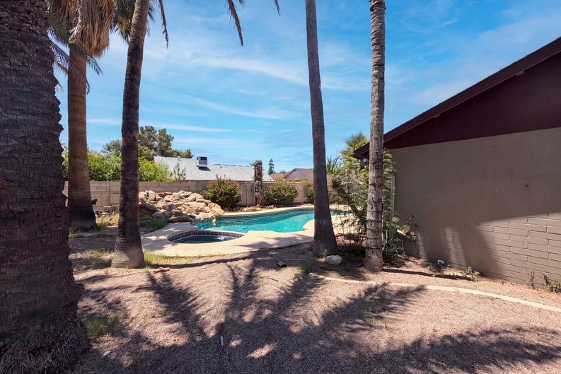 Photo 16 of 17 of 1307 W Alamo Dr, Chandler, AZ