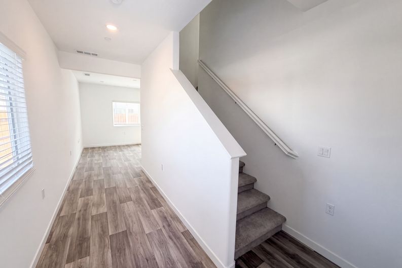Photo 6 of 17 of 4496 Bellaire Ave, Clovis, CA