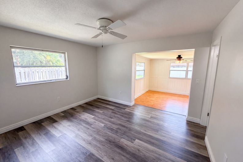Photo 13 of 30 of 2617 S Fairway Dr, Melbourne, FL