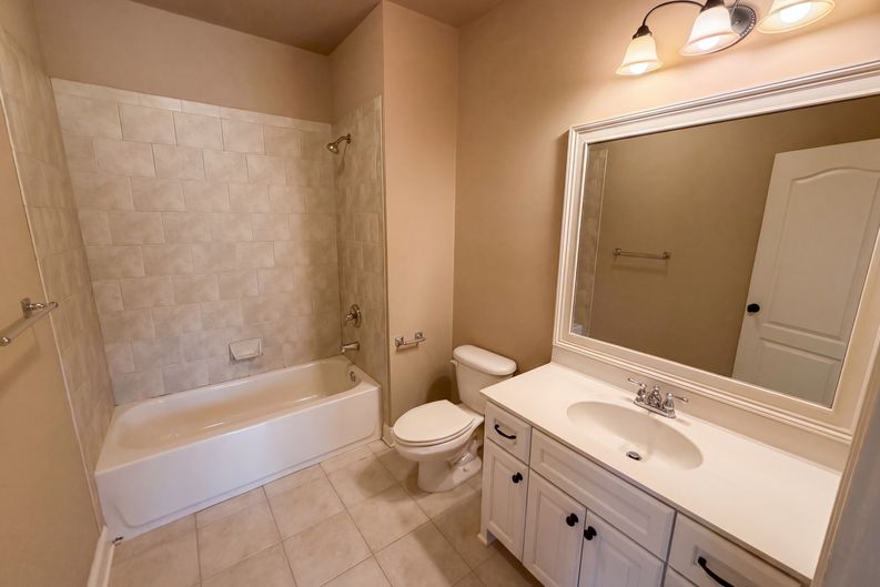 Photo 25 of 71 of 3250 Camellia Ln, Suwanee, GA