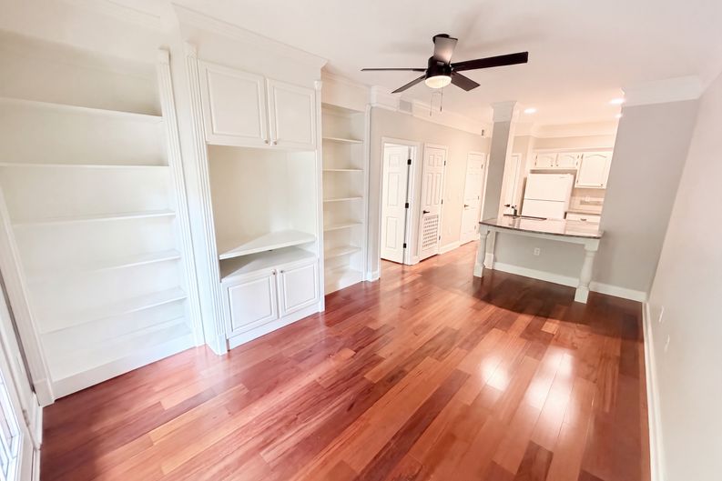 Photo 16 of 34 of 2700 Pine Tree Rd NE, Atlanta, GA