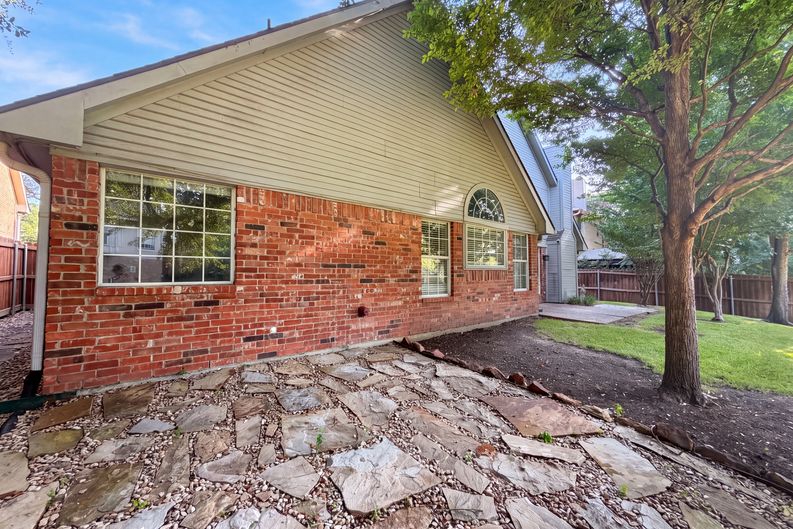 Photo 16 of 28 of 5101 Quail Ridge Dr, McKinney, TX