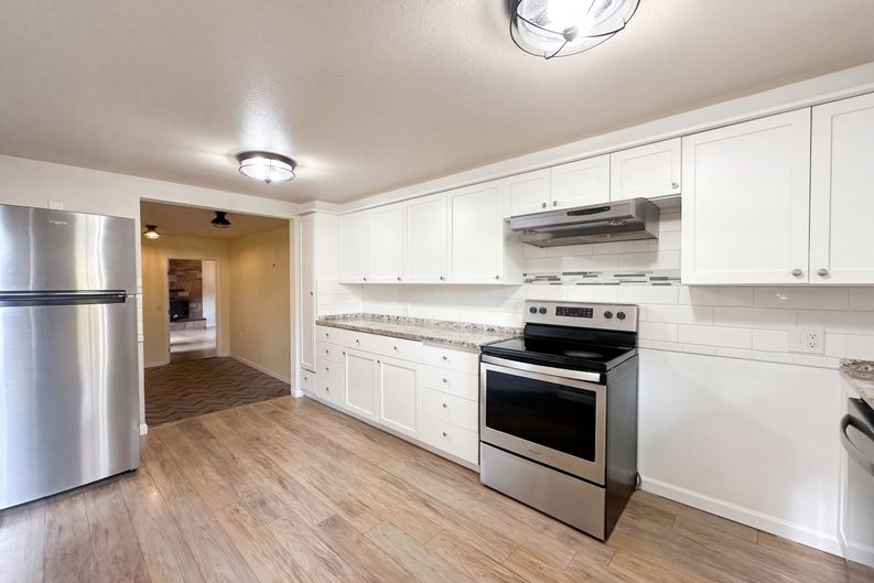 Photo 6 of 21 of 1213 Boulevard Rd SE, Olympia, WA