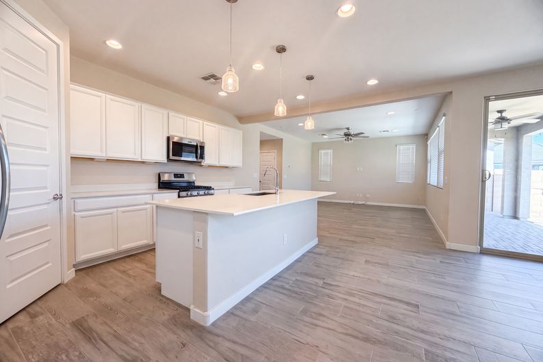 Photo 7 of 20 of 23061 E Stacey Rd, Queen Creek, AZ