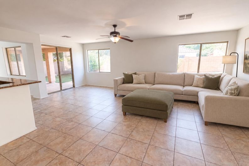 Photo 14 of 47 of 17641 W Valentine St, Surprise, AZ