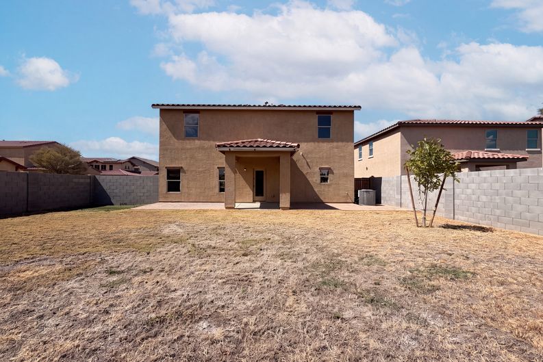 Photo 5 of 25 of 45433 W Sandhill Rd, Maricopa, AZ