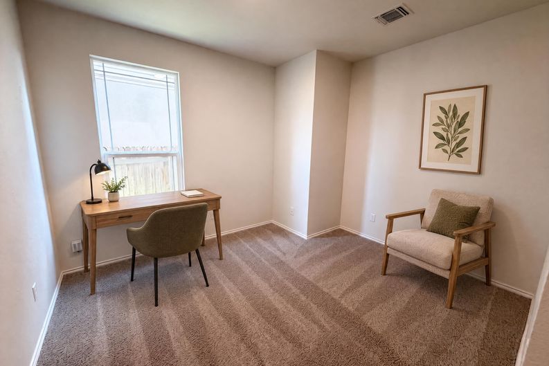 Photo 7 of 19 of 252 Sage Derby Dr, Hutto, TX