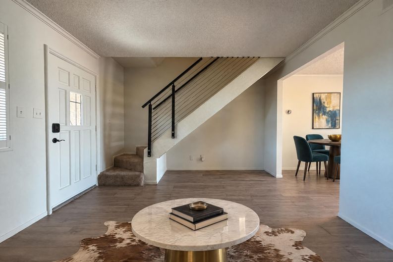Photo 4 of 17 of 5240 Janfred Ct, Las Vegas, NV
