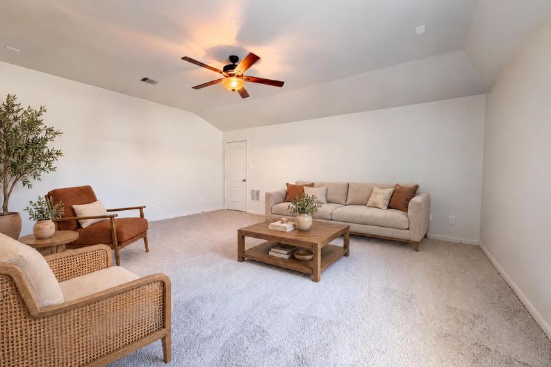 Photo 16 of 21 of 11327 Grass Lake Ln, Richmond, TX