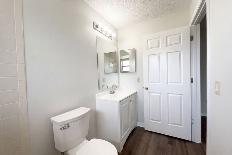 Photo 16 of 25 of 103 Dulverton Way, Kissimmee, FL