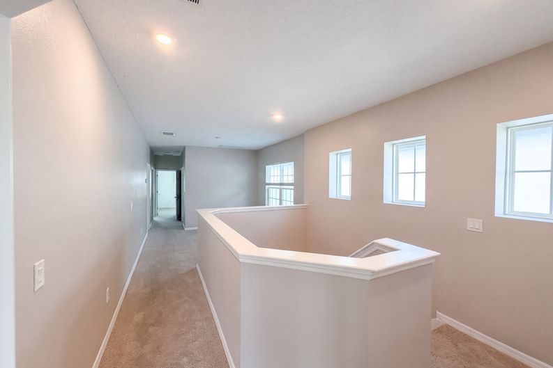 Photo 10 of 40 of 1572 Astoria Arbor Ln, Orlando, FL