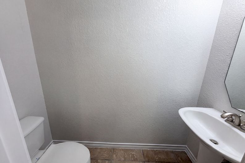 Photo 22 of 28 of 1126 Glencoe Dr, Glenn Heights, TX