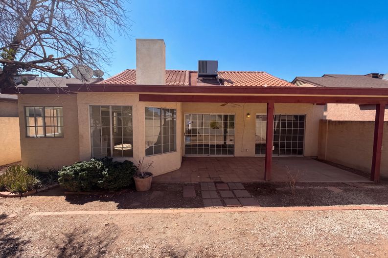 Photo 5 of 24 of 6018 W Mescal St, Glendale, AZ