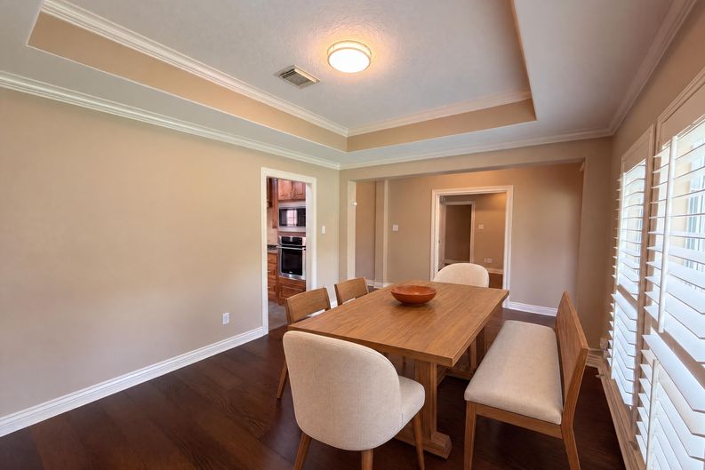 Photo 9 of 18 of 119 Greenridge Cir, League City, TX