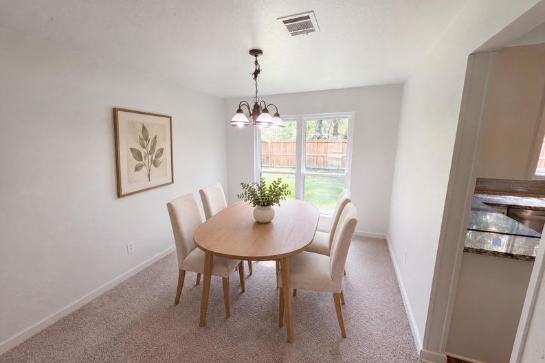 Photo 11 of 30 of 3706 Ember Spring Dr, Kingwood, TX