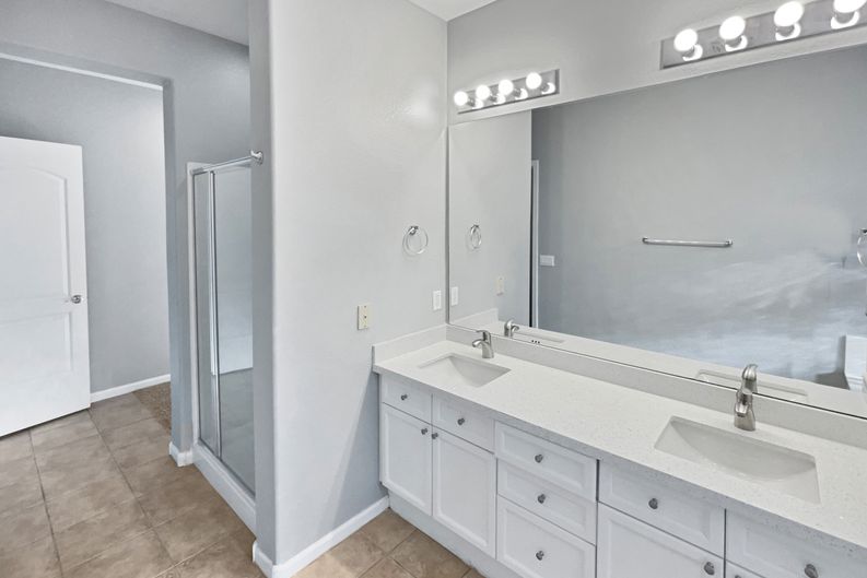Photo 21 of 33 of 13613 W Cypress St, Goodyear, AZ