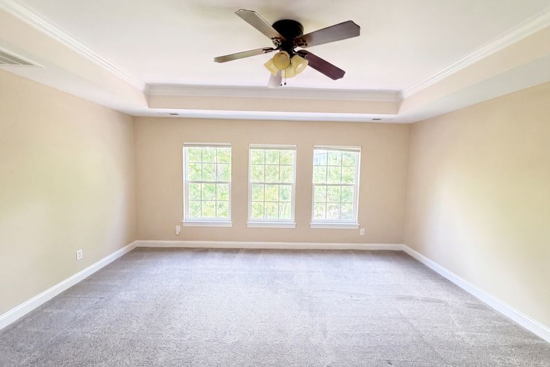 Photo 16 of 28 of 9928 Daufuskie Dr, Charlotte, NC