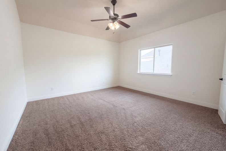 Photo 7 of 15 of 7913 Caddo Cv, McKinney, TX