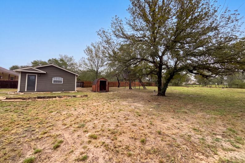 Photo 21 of 22 of 130 Log Cabin Way, Poteet, TX