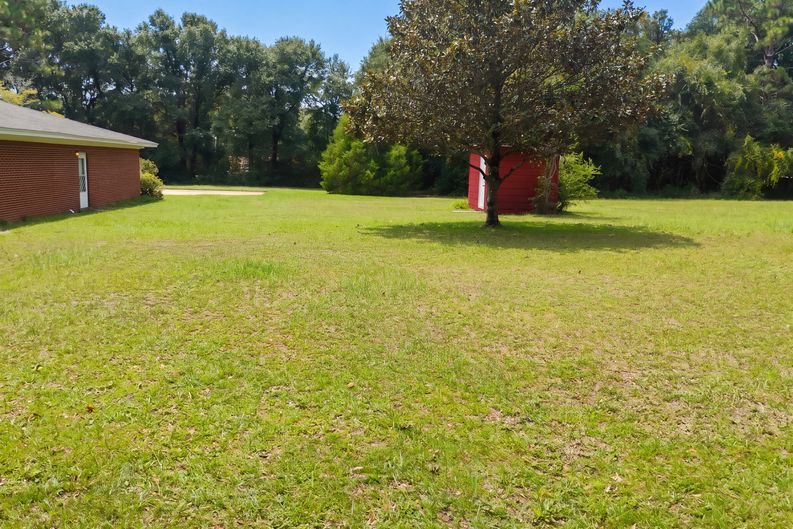 Photo 24 of 28 of 141 Chessher Ct, Crestview, FL
