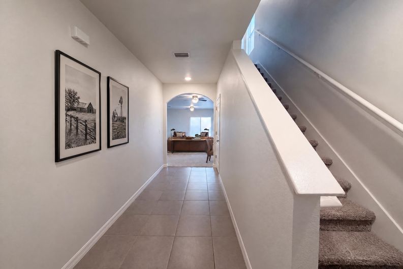 Photo 6 of 30 of 16805 Trite Bend St, Wimauma, FL
