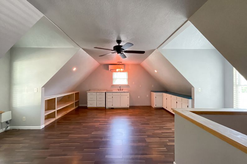 Photo 4 of 19 of 70 Rustling Oaks St, Coldspring, TX