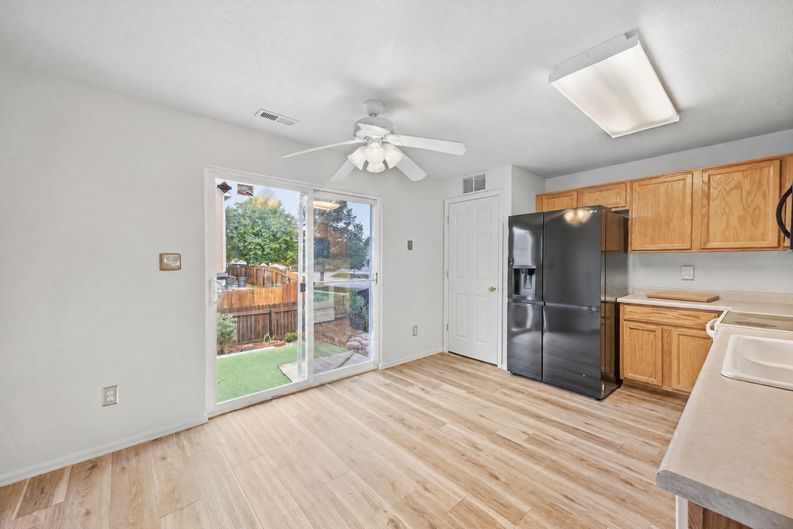 Photo 10 of 26 of 6148 Scottsbluff Dr, Colorado Springs, CO