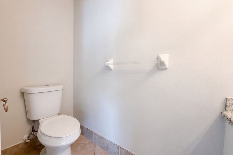 Photo 19 of 24 of 1480 SW 47th Ave, Deerfield Beach, FL