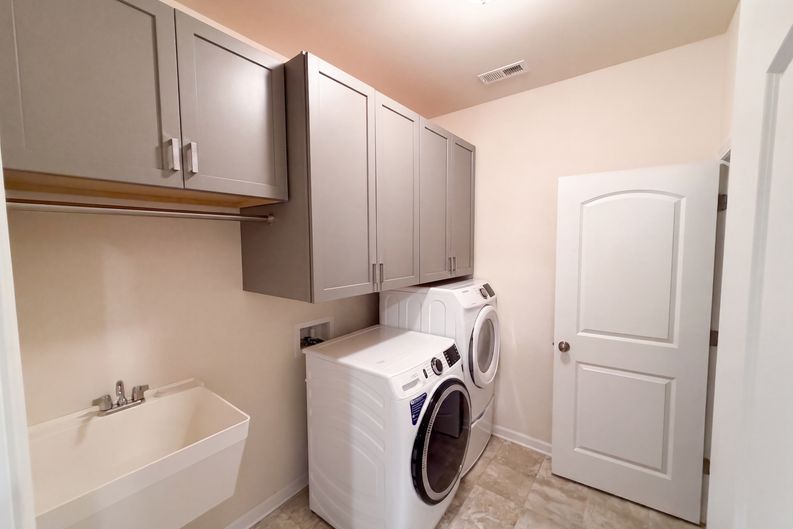 Photo 18 of 24 of 2221 Holden Ave SW, Concord, NC