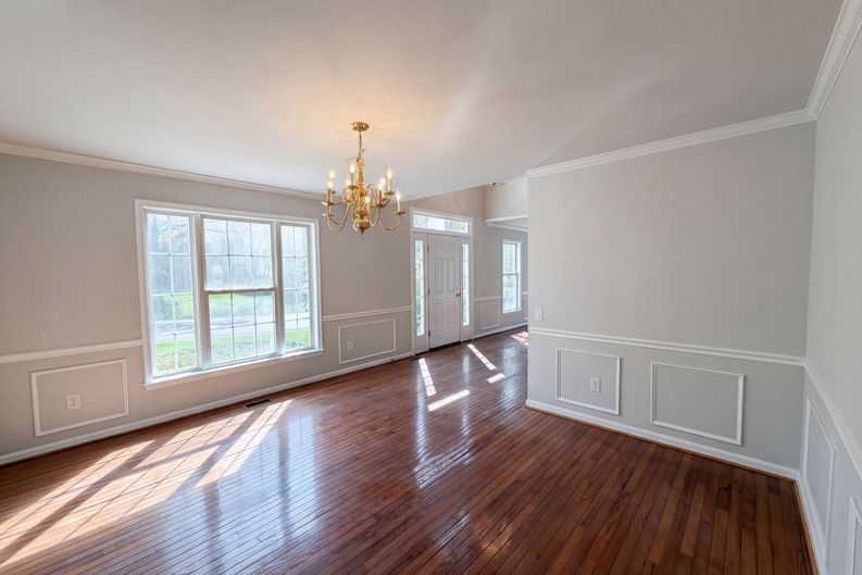 Photo 10 of 31 of 12608 Quarterhorse Dr, Bowie, MD