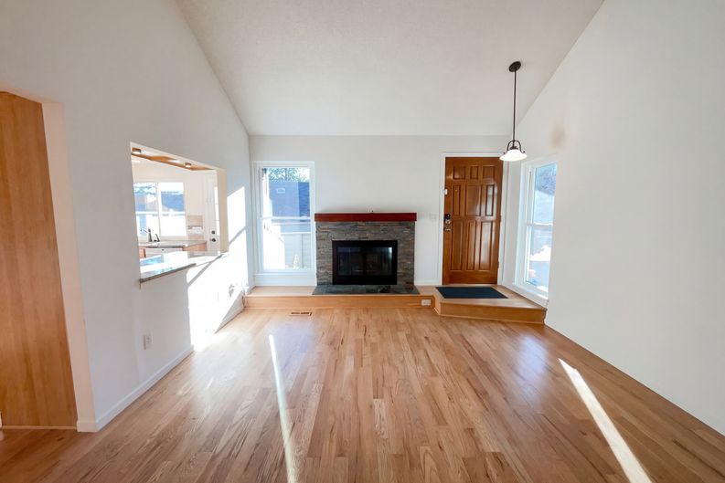 Photo 9 of 26 of 3075 E Long Cir S, Centennial, CO