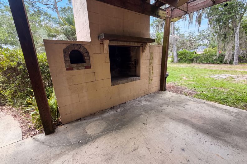 Photo 19 of 21 of 6854 Holly Hill Rd, Melrose, FL