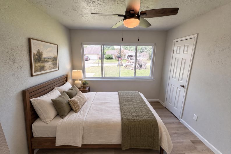 Photo 10 of 20 of 318 Floravista Dr, Webster, TX
