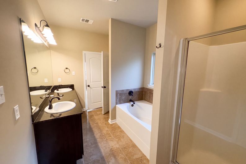 Photo 6 of 17 of 42318 Broadwalk Ave, Hammond, LA