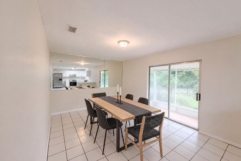 Photo 8 of 15 of 715 Drawdy Rd, Babson Park, FL