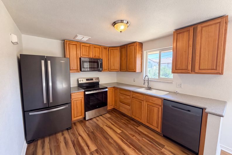 Photo 8 of 28 of 774 Urban St, Lakewood, CO