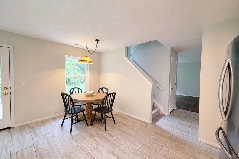 Photo 6 of 25 of 4213 Mallard Dr, Batavia, OH