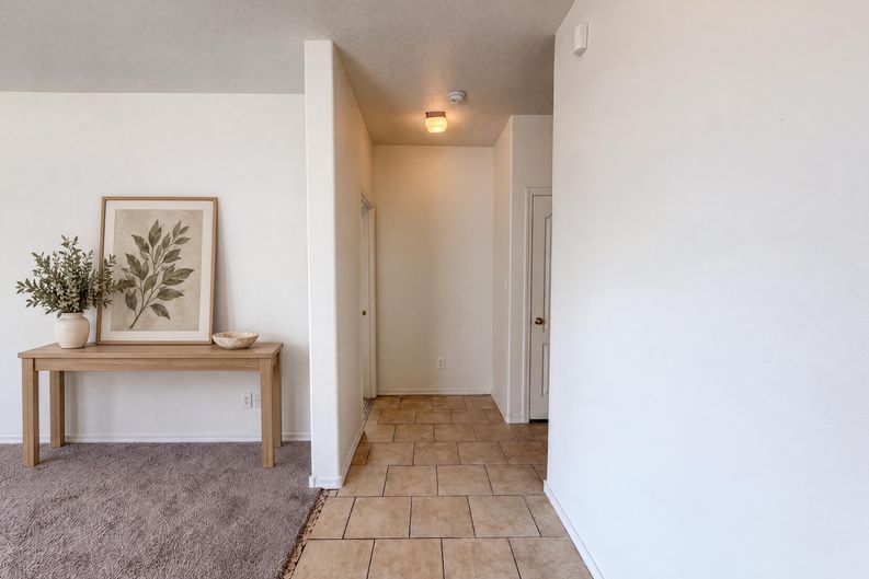 Photo 8 of 24 of 696 Troon Dr SE, Rio Rancho, NM