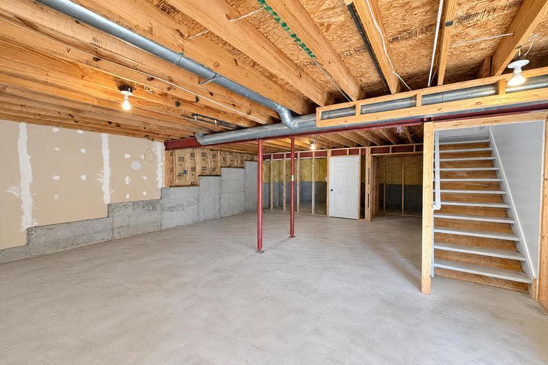 Photo 21 of 28 of 9113 Tenor Way, Indianapolis, IN