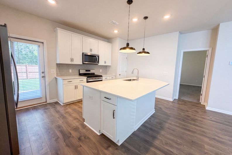 Photo 6 of 18 of 150 Wappoo Trace Ln, Summerville, SC