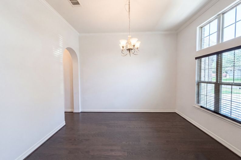 Photo 7 of 19 of 1604 Hollowback Dr, Leander, TX