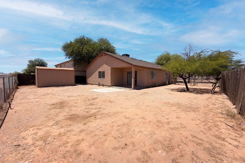 Photo 5 of 16 of 5829 E Preakness Dr, San Tan Valley, AZ