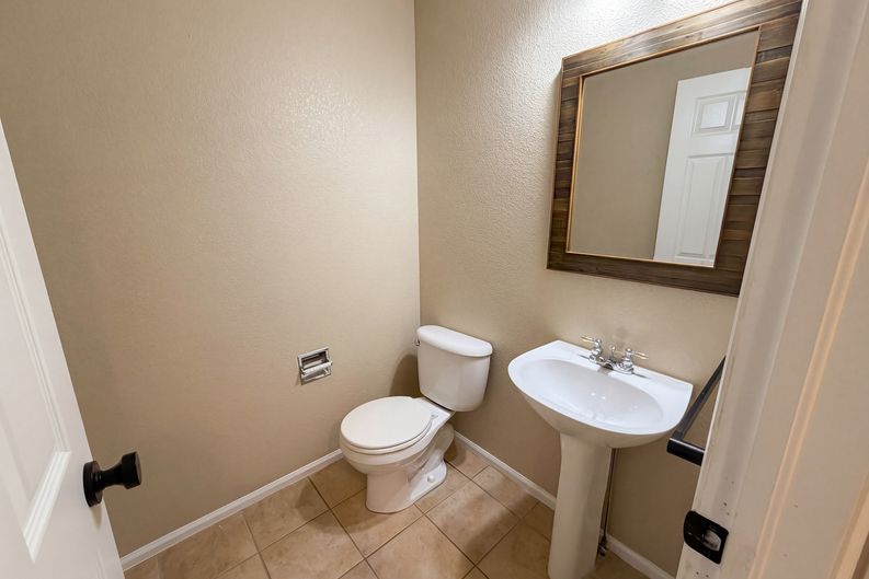 Photo 11 of 21 of 9580 Brentwood Way, Broomfield, CO