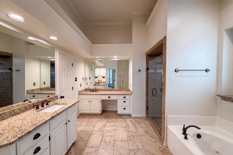 Photo 27 of 38 of 4606 Mill Wood Dr, Colleyville, TX