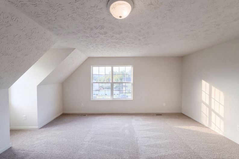 Photo 16 of 30 of 7111 Pinecroft Ln, Knoxville, TN