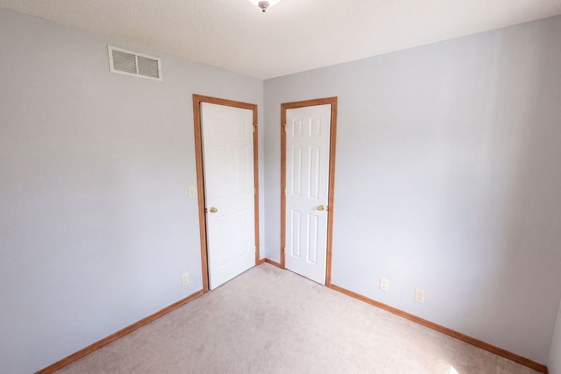 Photo 21 of 41 of 6505 E 44th St N, Bel Aire, KS